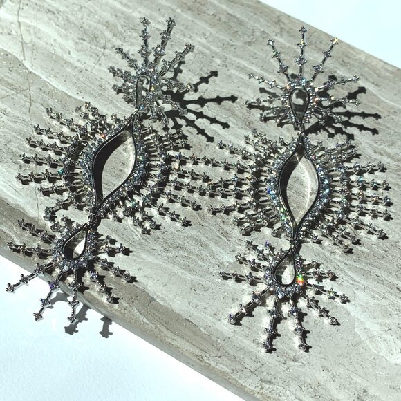 NEW~ Anthropologie Crystal Sunburst Silver Statement Earrings - Picture 3 of 10